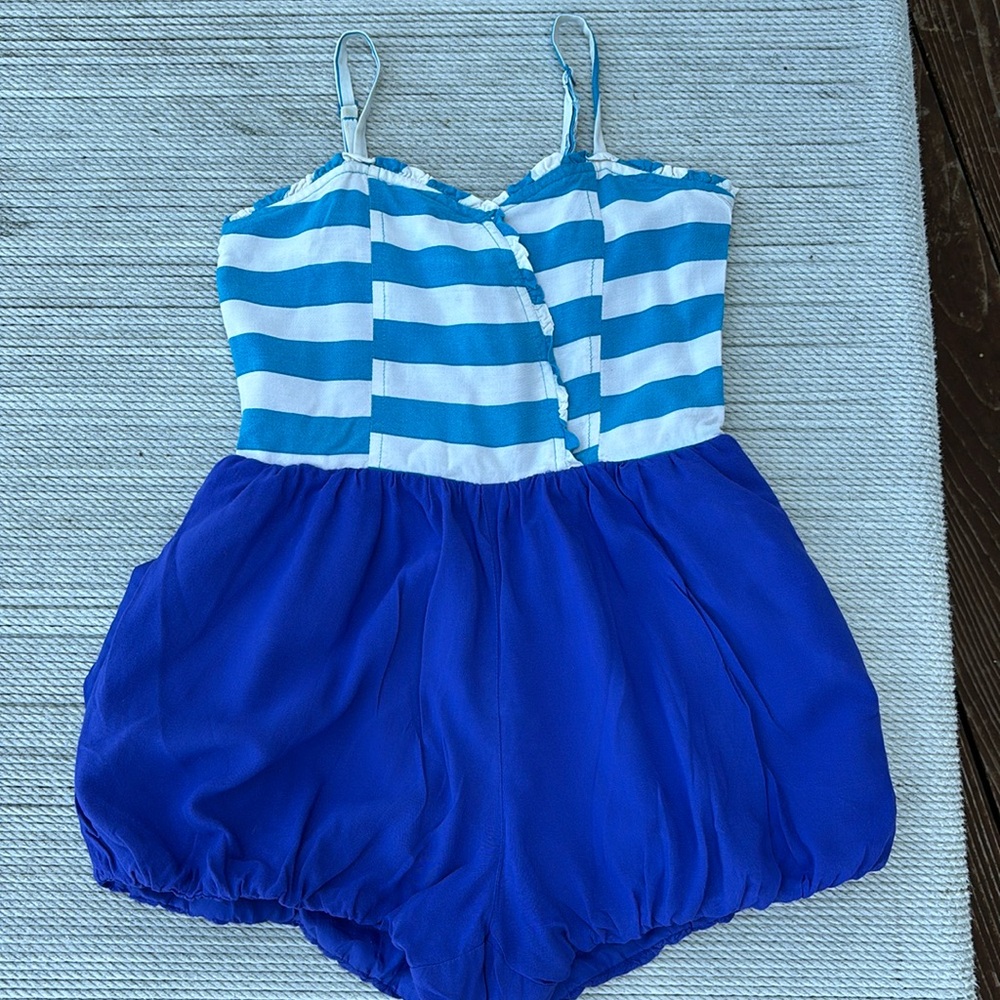 Too cute! Retro Striped Forever 21 Romper Playsuit so unique!6/7 🏖️